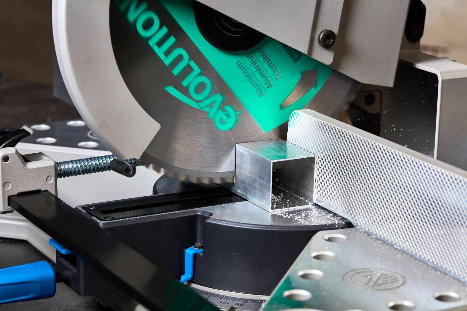 Disco Especial TCT para Sierra Circular Evolution de 210mm, 60 Dientes y Agujero de 25.4mm para Aluminio