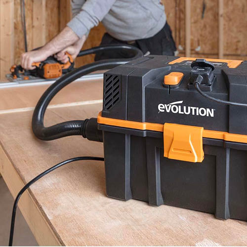 Aspirador R15VAC Evolution de 15L para residuos secos y húmedos (GRADO B)