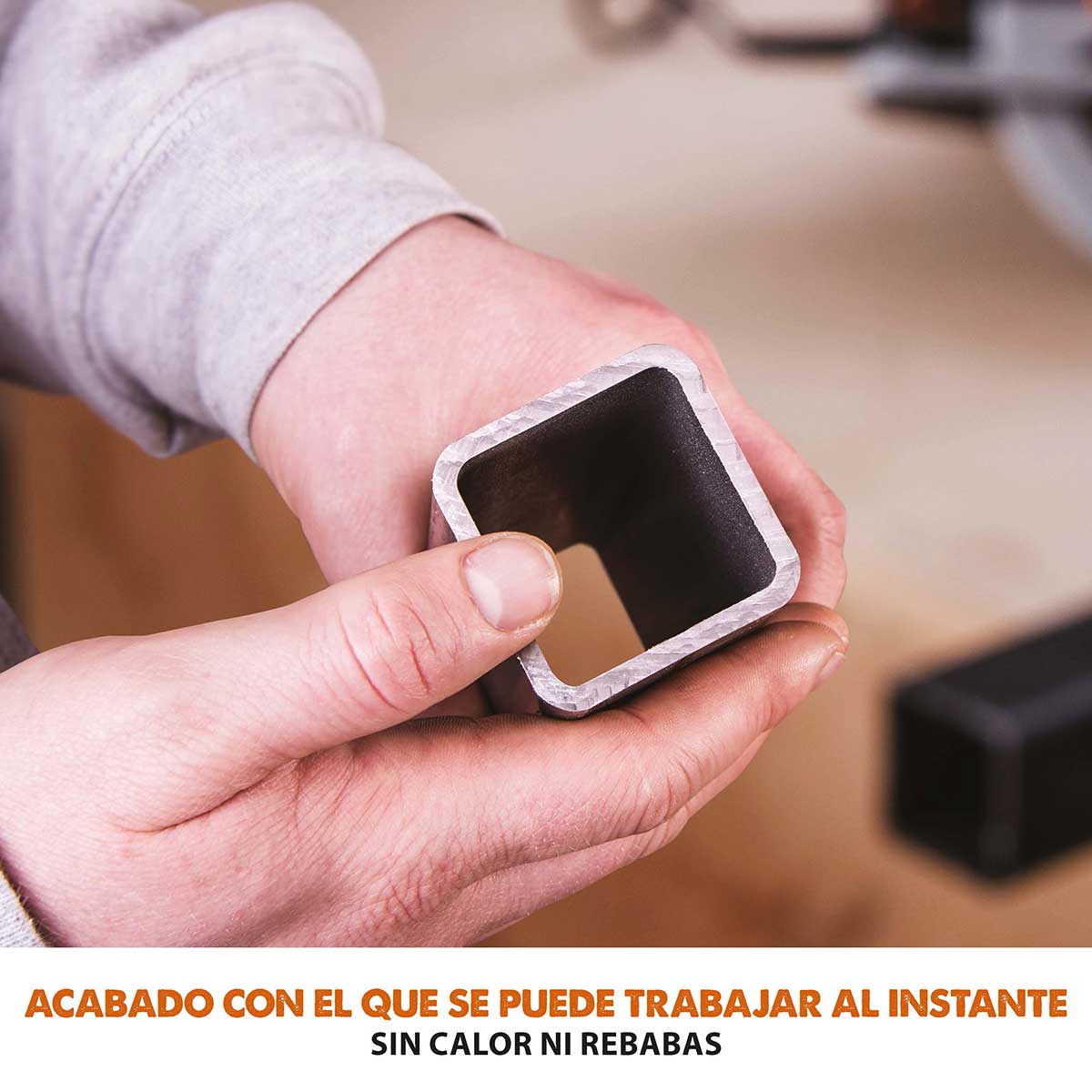 Sierra Circular R185CCSX+ Evolution de 185 mm con Hoja Multi-material TCT y Bolsa de Transporte