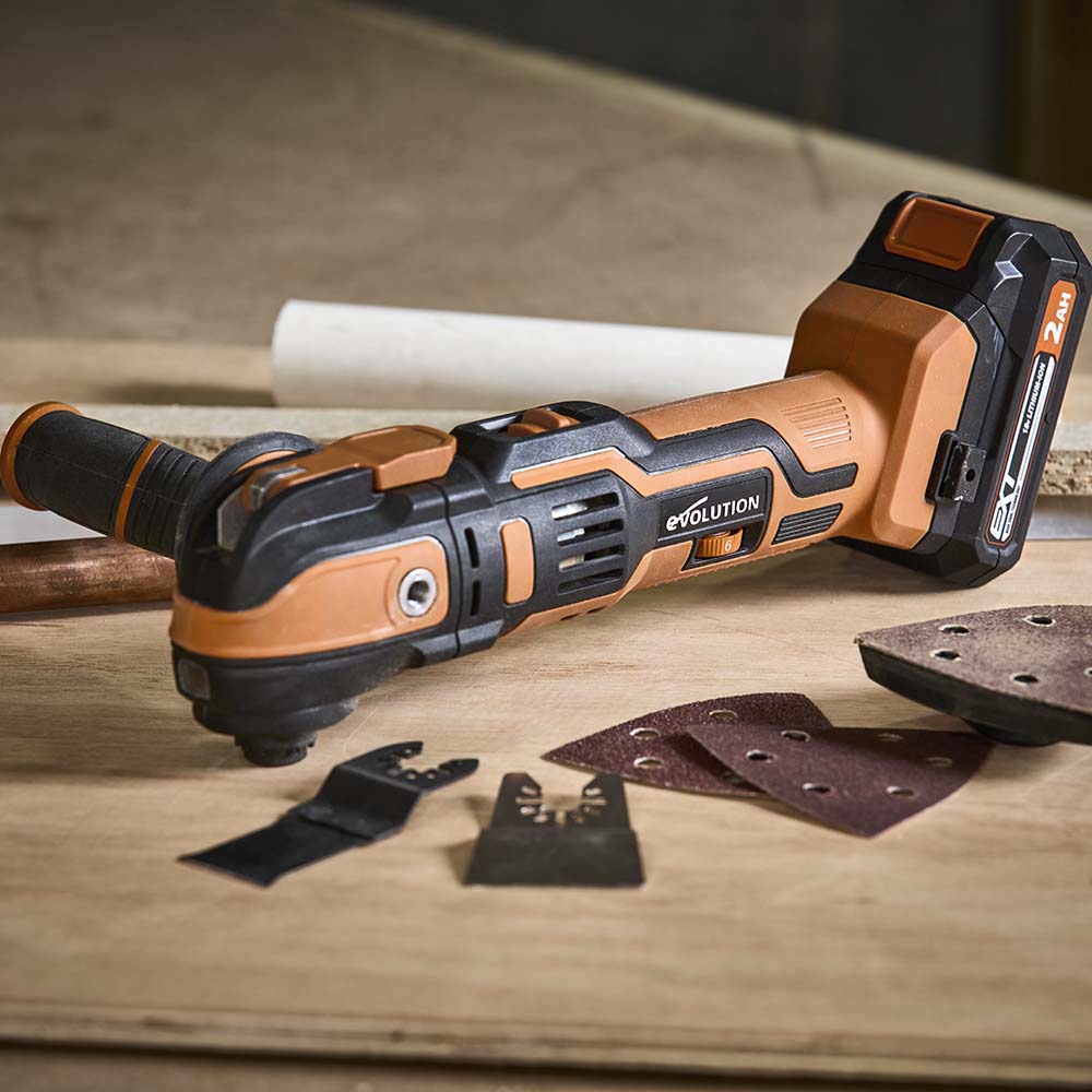 Herramienta Multifuncional Inalámbrica R18MLT-Li Evolution con Batería de 2Ah y Cargador