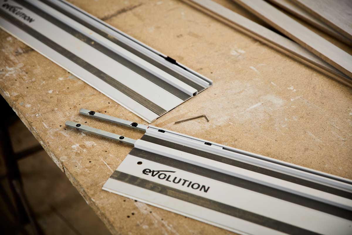 Conectores de Barra Autoalineables para Guía de Corte Evolution G2